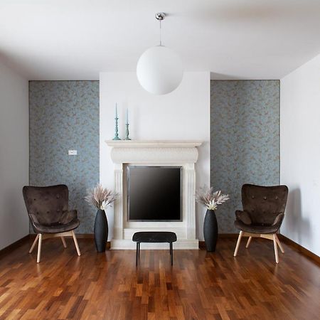 B&B Monna Lisa Rooms Montesano Scalo Bagian luar foto