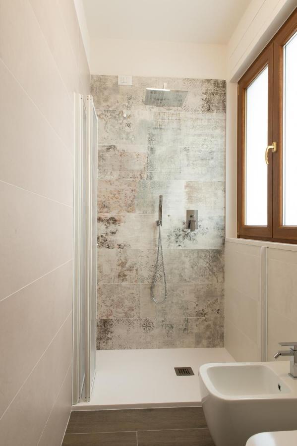 B&B Monna Lisa Rooms Montesano Scalo Bagian luar foto