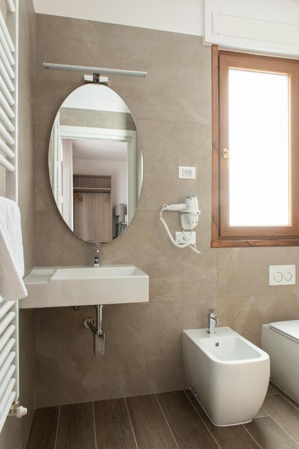 B&B Monna Lisa Rooms Montesano Scalo Bagian luar foto